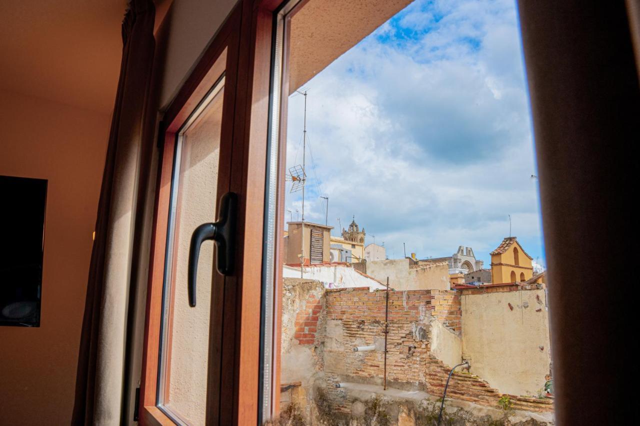 Apartamento 2 En La Muralla Romana Junto A La Catedral Tarragona Buitenkant foto