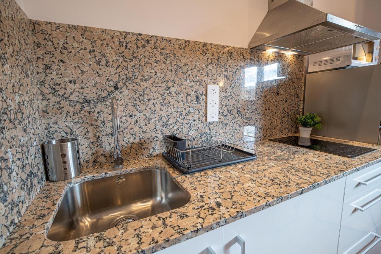 Apartamento 2 En La Muralla Romana Junto A La Catedral Tarragona Buitenkant foto